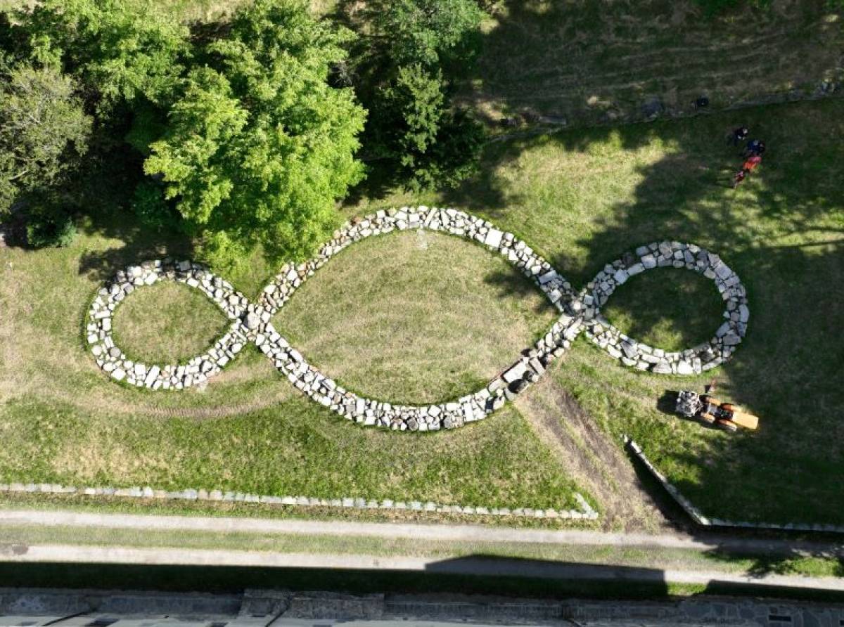 All'Abbazia di Novalesa  nuova tappa del Terzo Paradiso di Michelangelo Pistoletto. Domani l'inaugurazione